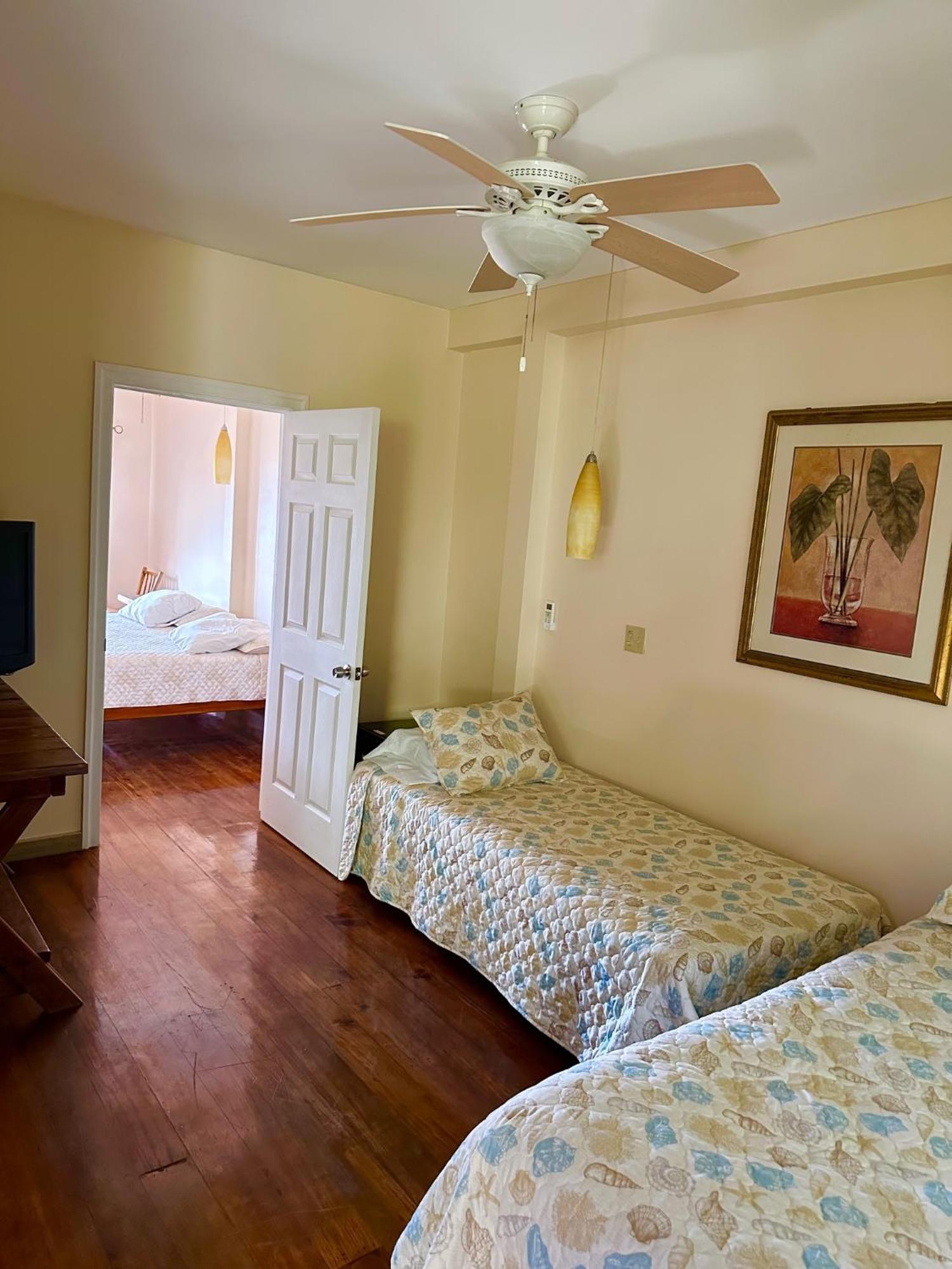 Hotel Lands End West End Esterno foto