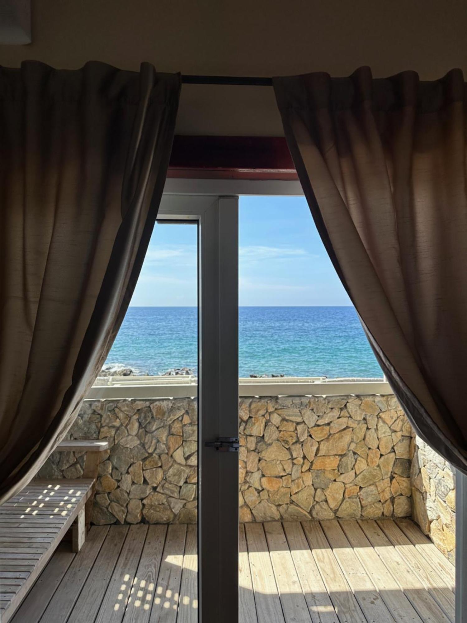 Hotel Lands End West End Esterno foto