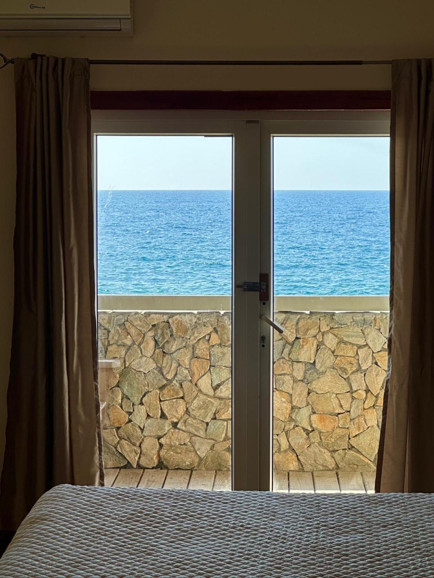 Hotel Lands End West End Esterno foto